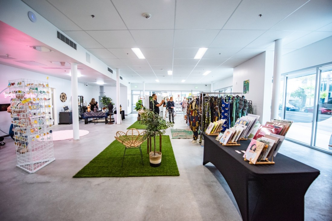 リトルモア　street market BIG-Designed Market Street Complex Downsizes to 250 Units